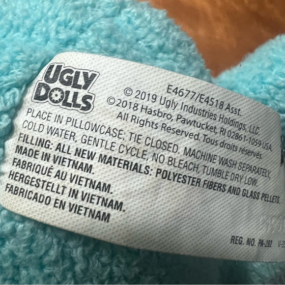 Ugly Dolls Ice Blue Vampire Bat Plush 2019 Hasbro - Picture 4 of 8